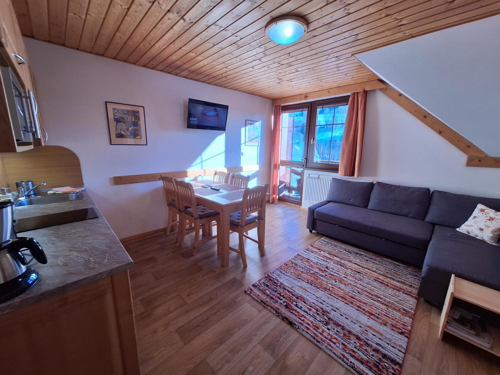 Apartmany Ester Рокитнице над Ийзероу Екстериор снимка