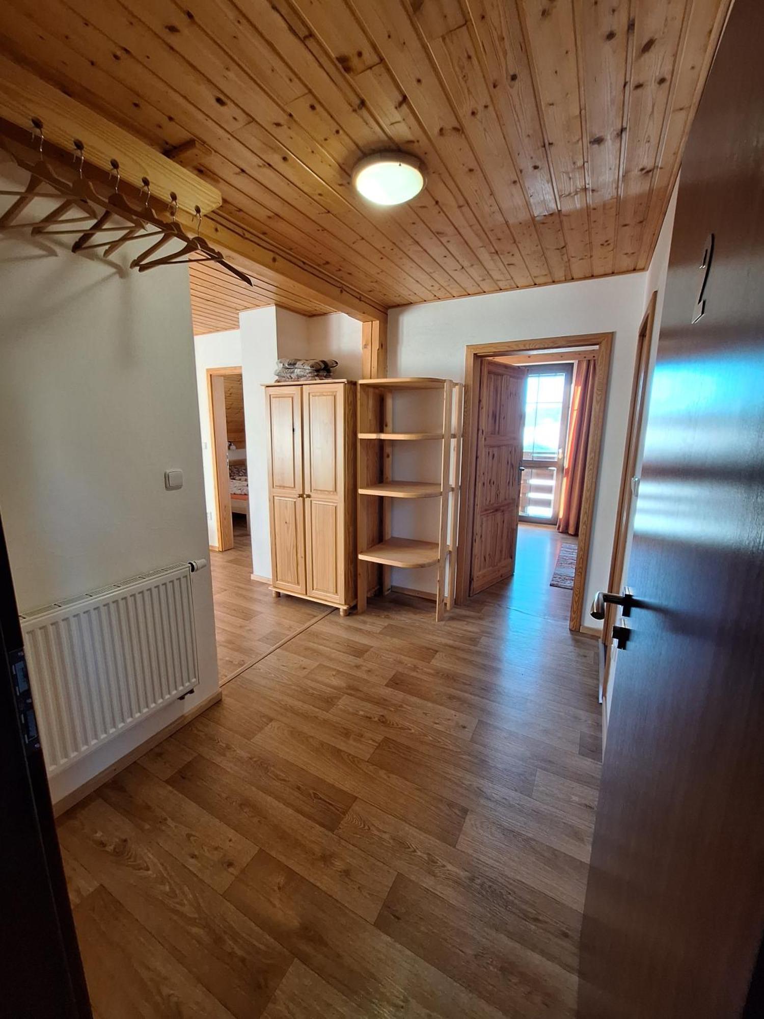 Apartmany Ester Рокитнице над Ийзероу Екстериор снимка